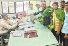 अवकाळी पावसाचा तडाखा शिरपूरमध्ये शेतकऱ्यांना वाढीव नुकसान भरपाईची मागणी