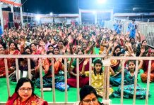 भक्तिमय वातावरणात गेवराईत श्रीमद् भागवत कथेला उत्साहात प्रारंभ