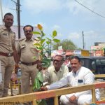 जागतिक पर्यावरण दिनानिमित्त वटवृक्षाची लागवड