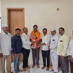 निफाड तालुक्याचे शान, नव्यानिर्वाचित आमदार निफाडचे भूमिपुत्र गोकुळ भाऊ गीते यांचा करंजगावात भव्य सत्कार