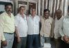 २० वर्षांपासूनचा जमीन व कौटुंबिक वाद सामोपचाराने मिटला; गावासमोर सलोख्याचा आदर्श शिंगणापूर पोलीस दूरक्षेत्राचे सहाय्यक पोलीस उपनिरीक्ष मोहनराव हंगे मार्डी गावचे पोलीस पाटील आप्पासाहेब गायकवाड यांच्याशिष्टाईने वाद मिटला
