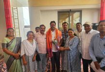महाराष्ट्र राज्य एड्स नियंत्रण संघटनेतर्फे आमदार गोकुळ गीते यांचा सत्कार