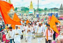 आदर्शगाव वंजारवाडीचा अनोखा उपक्रम! हरिपाठातील बालकांसह ग्रामस्थांना सरपंच वैजिनाथ नाना तांदळे यांच्याकडून निशुल्क पंढरपूर वारी!!!!