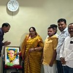 अण्णाभाऊ साठे जयंतीनिमित्त वाळूज ग्रामपंचायत कार्यालयात अभिवादन कार्यक्रम उत्साहात